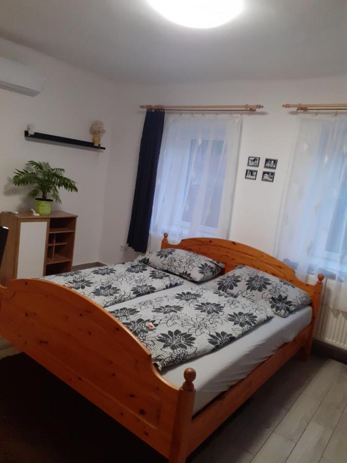 Oazis Apartman Sárospatak Exteriér fotografie