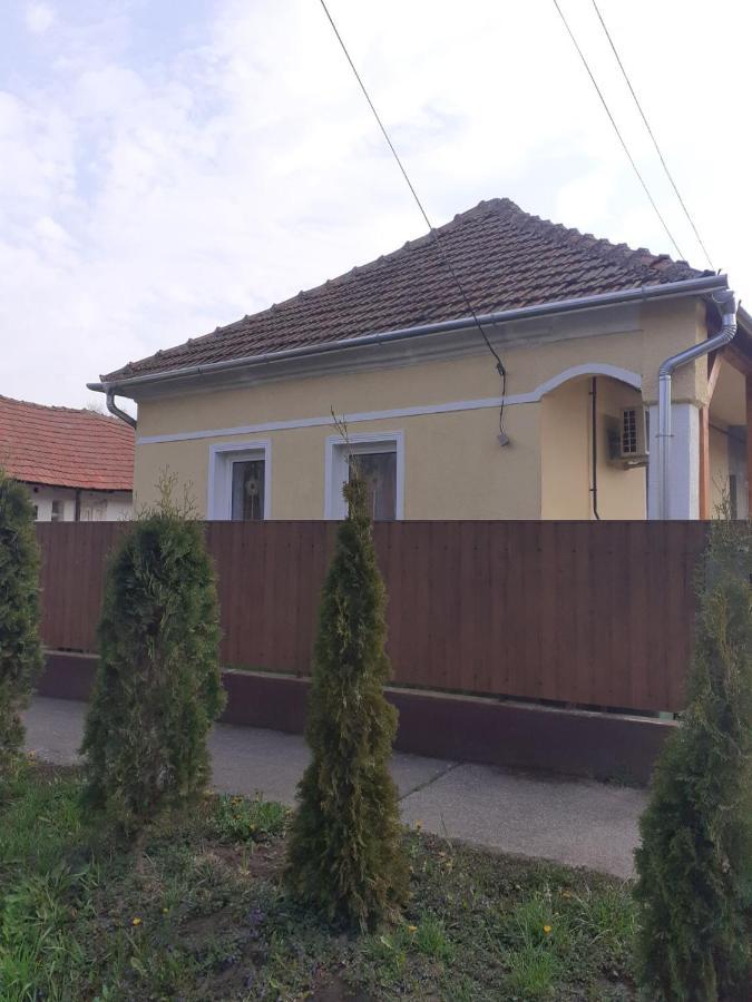 Oazis Apartman Sárospatak Exteriér fotografie