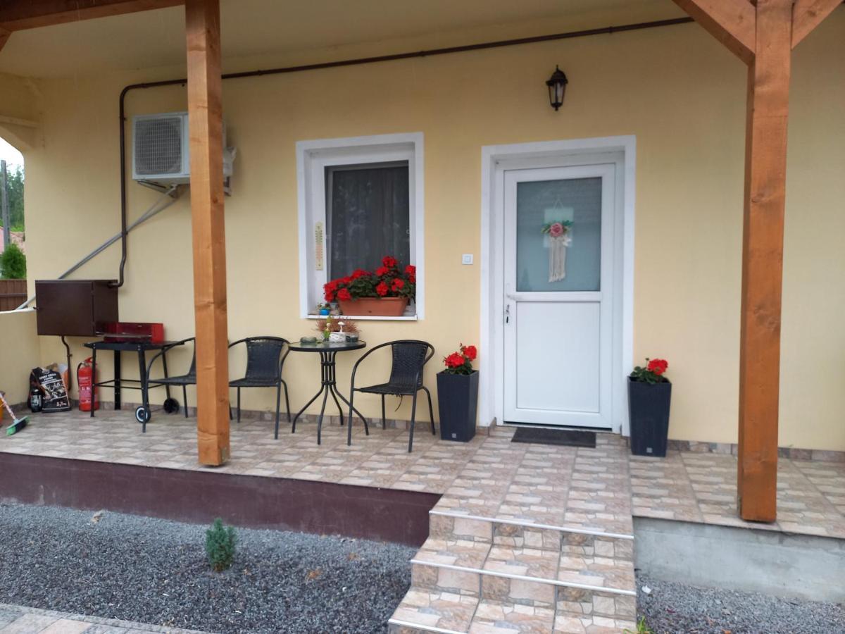 Oazis Apartman Sárospatak Exteriér fotografie